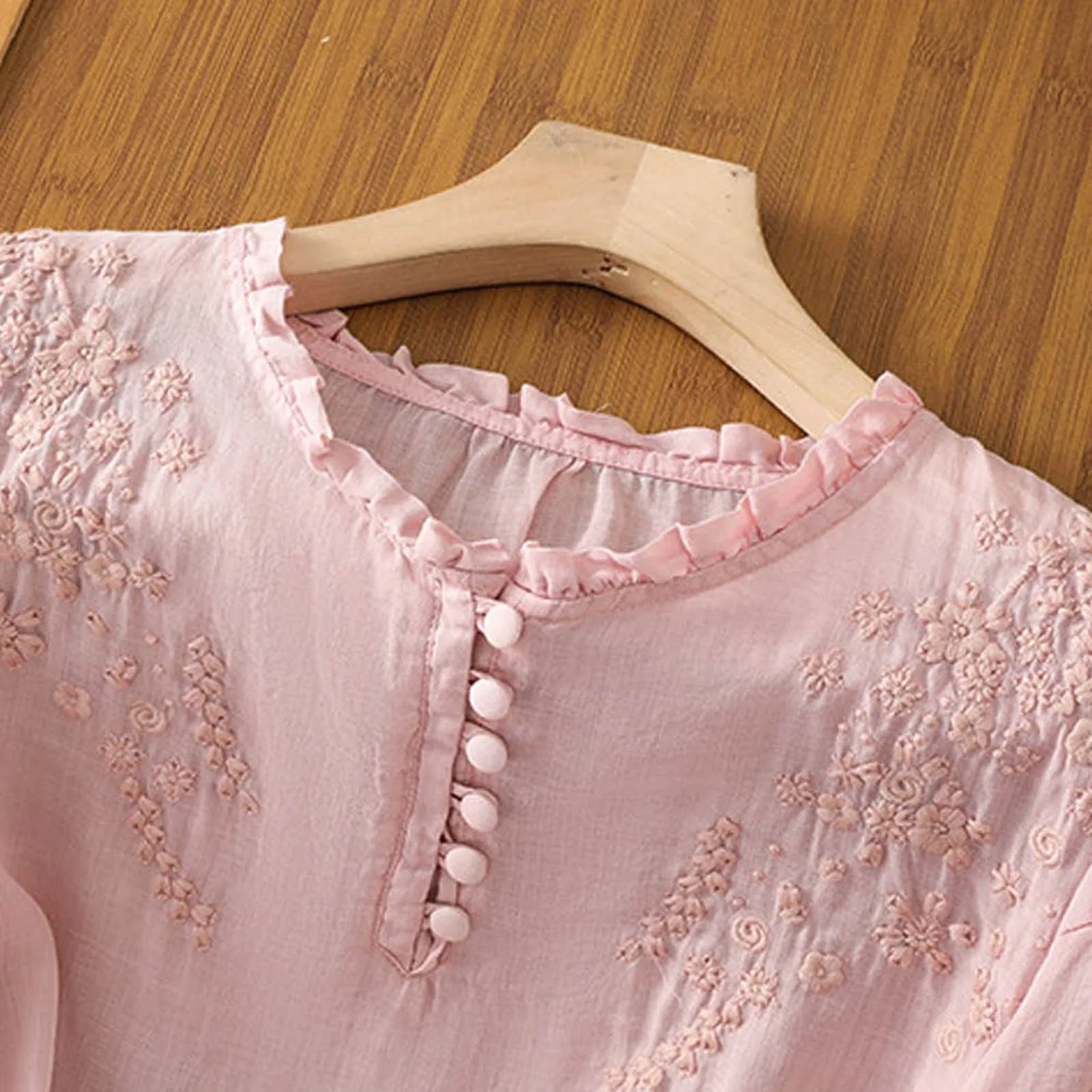 Image of Women's Embroidered 3/4 Sleeve Blouse