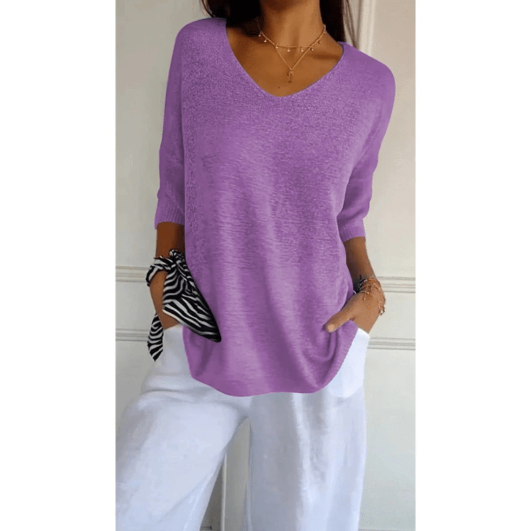 Image of Women's V-Neck 3/4 Sleeve Top