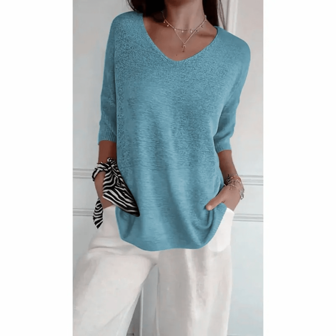 Image of Women's V-Neck 3/4 Sleeve Top