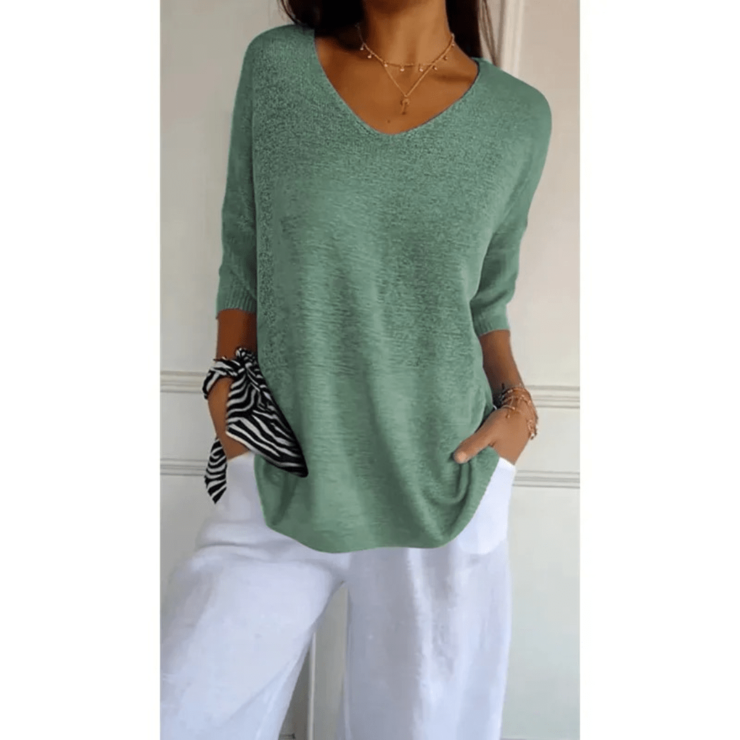 Image of Women's V-Neck 3/4 Sleeve Top