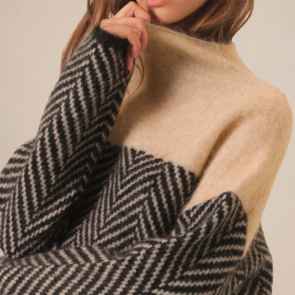 Turtleneck Color Block Sweater for Women - Long Sleeve - Image 7