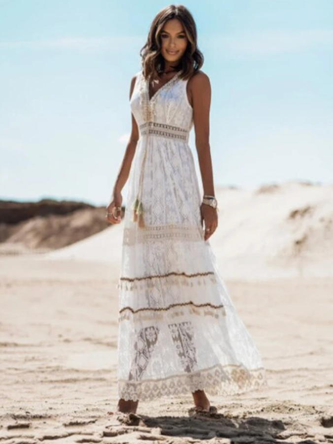 Image of Women's Lace V-Neck Maxi Dress