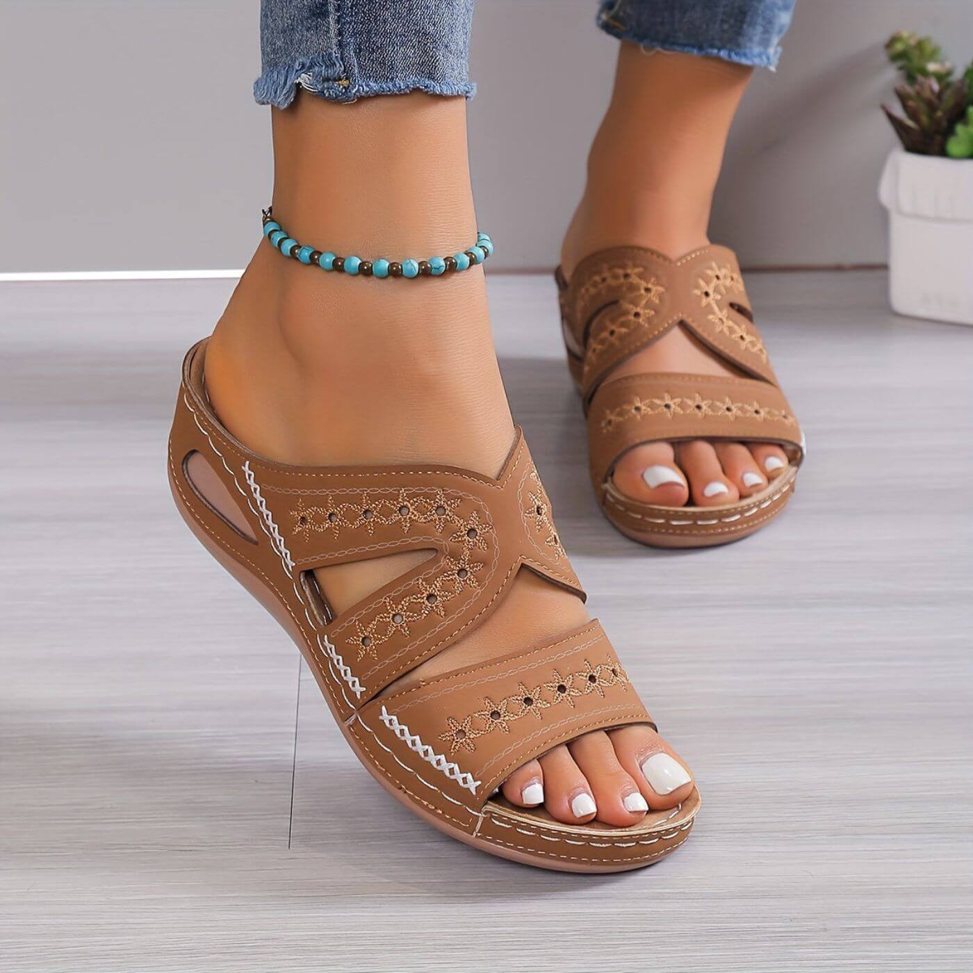 Image of Women's Orthopedic Sandals