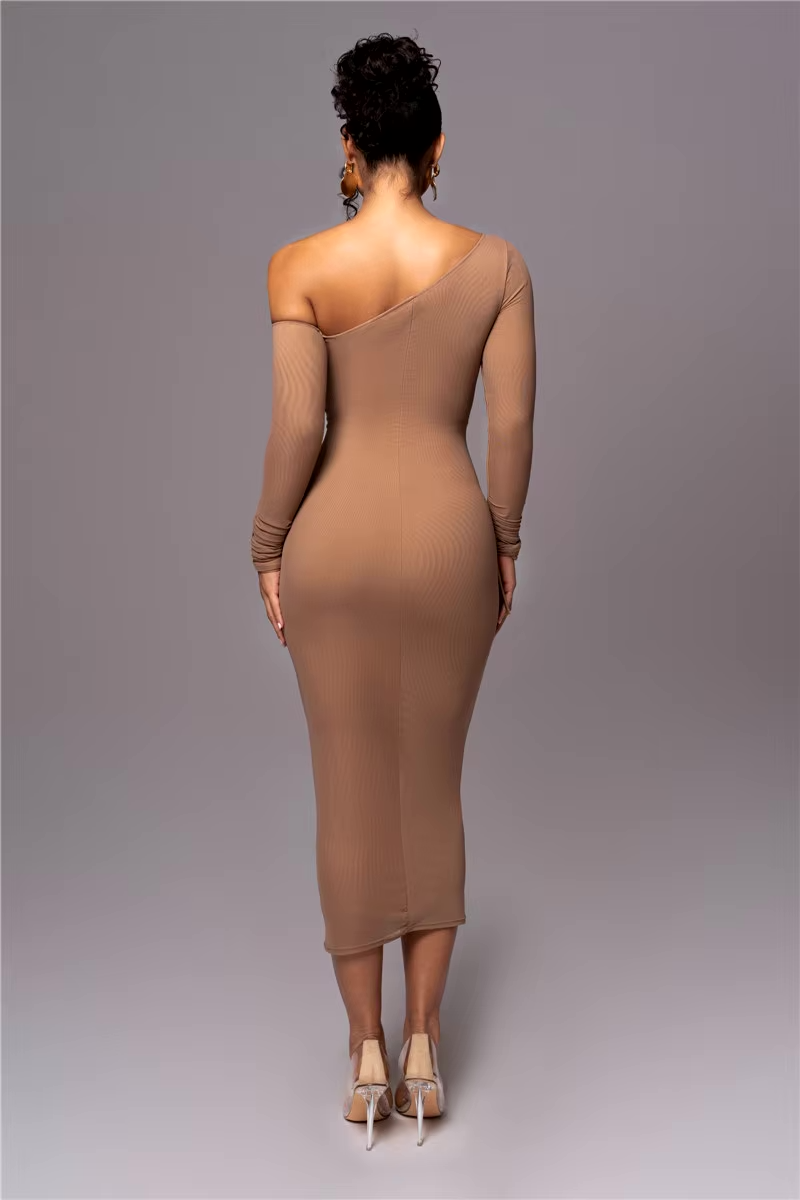 Image of Women's Ruched Bodycon Midi Dress