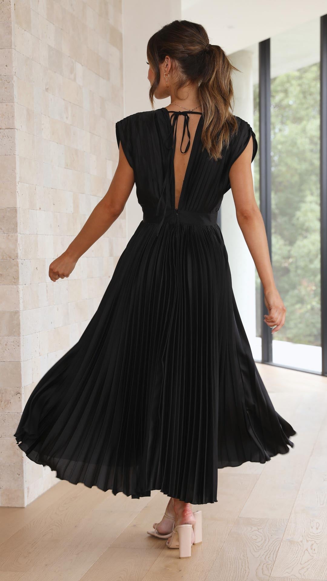 Image of Women's Sleeveless A-Line Midi Dress