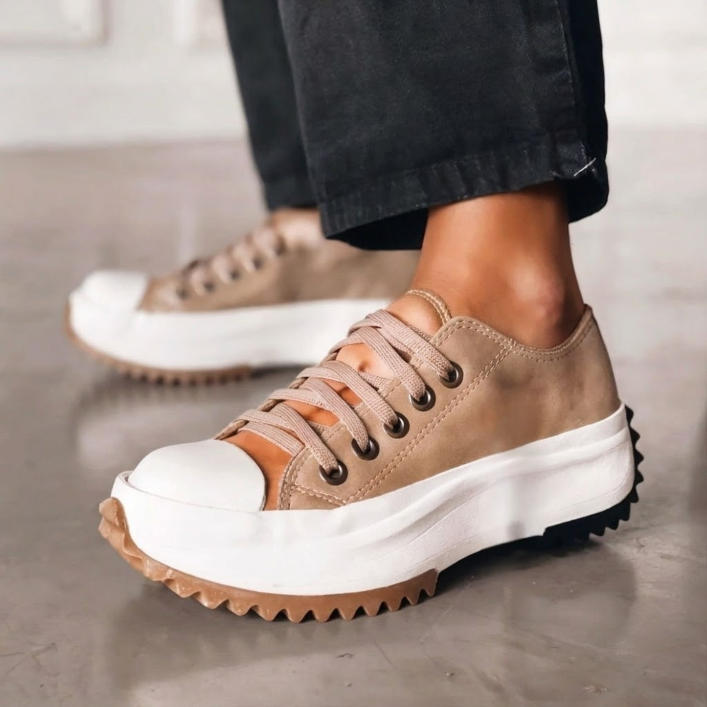 Women's Orthopedic Sneakers - Image 2
